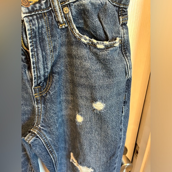 Old Navy 32x32 Original Taper Built-in Tough. **HOST PICK** - Picture 6 of 8